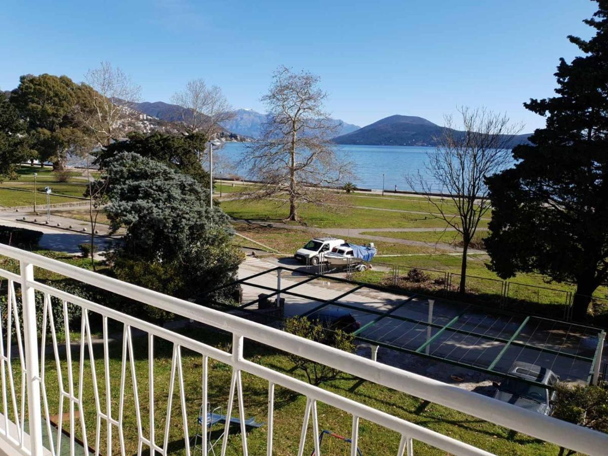 Apartmani Galiot Igalo Bagian luar foto