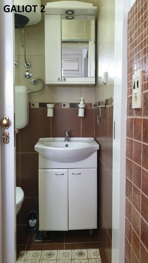 Apartmani Galiot Igalo Bagian luar foto