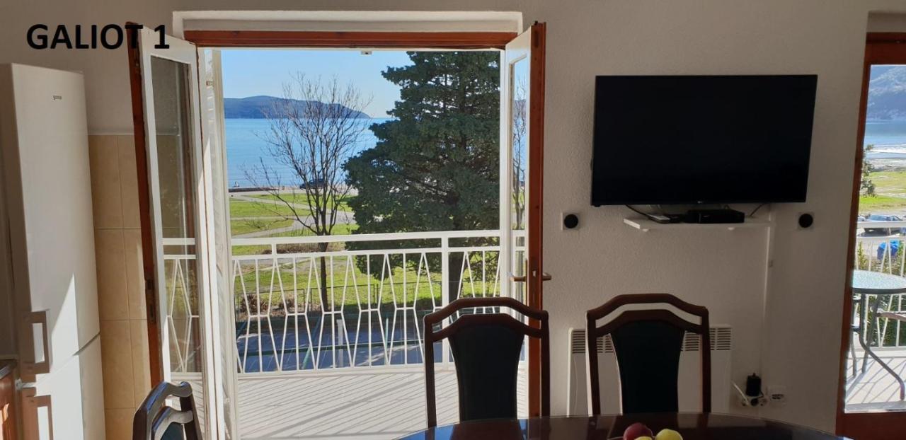 Apartmani Galiot Igalo Bagian luar foto