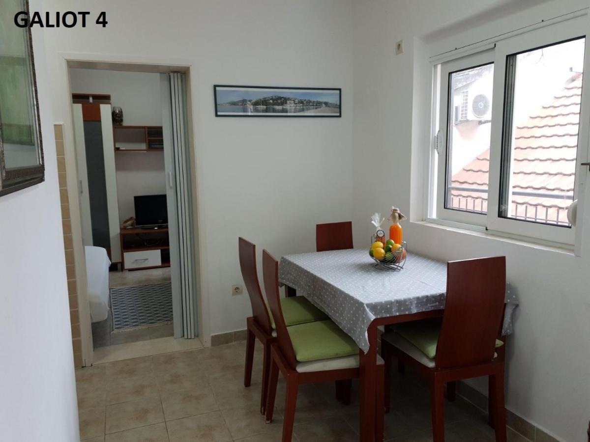 Apartmani Galiot Igalo Bagian luar foto