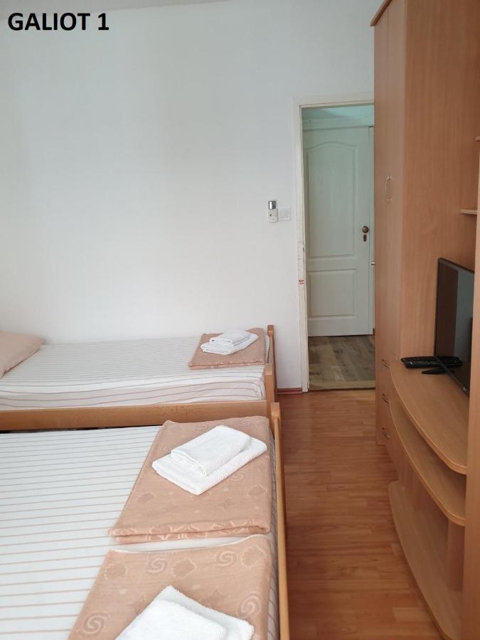 Apartmani Galiot Igalo Bagian luar foto