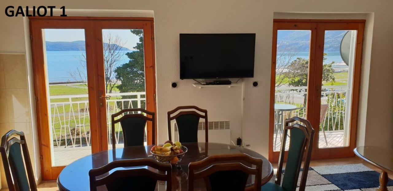Apartmani Galiot Igalo Bagian luar foto