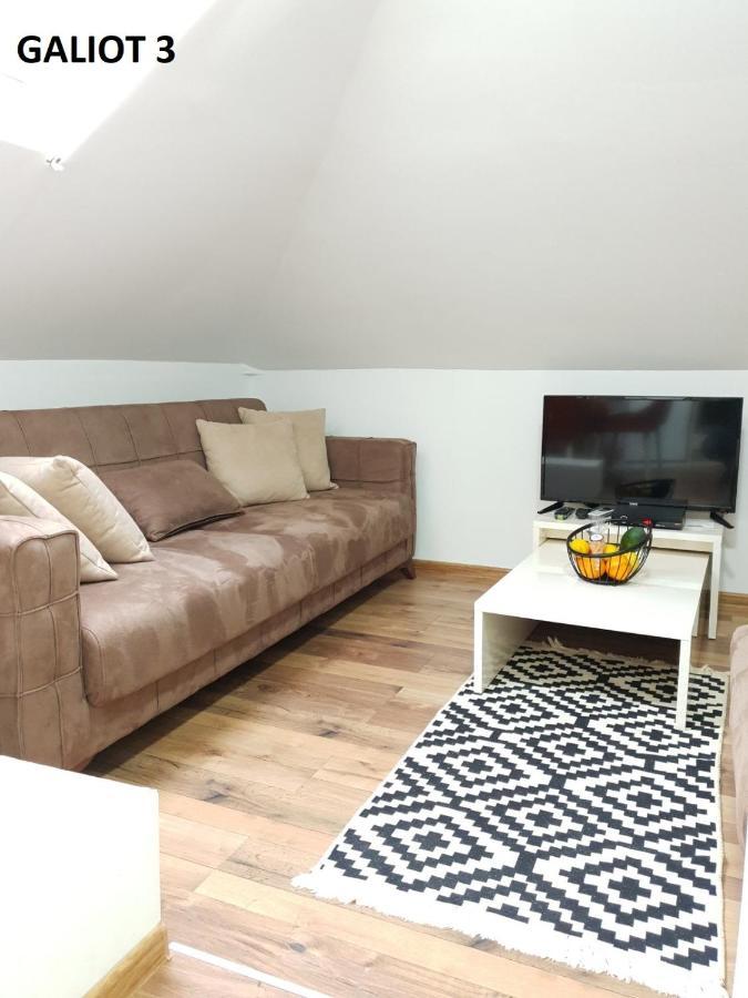 Apartmani Galiot Igalo Bagian luar foto